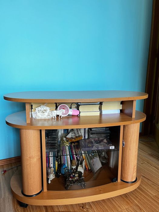 Vând comoda dormitor