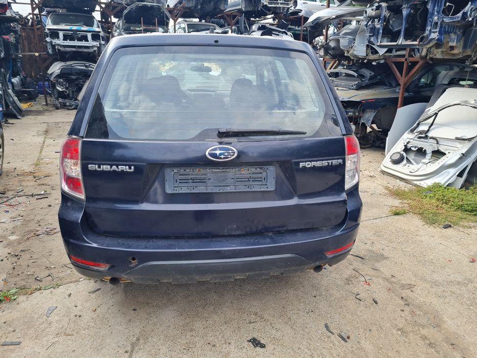 Субару Форестър 2010г на части