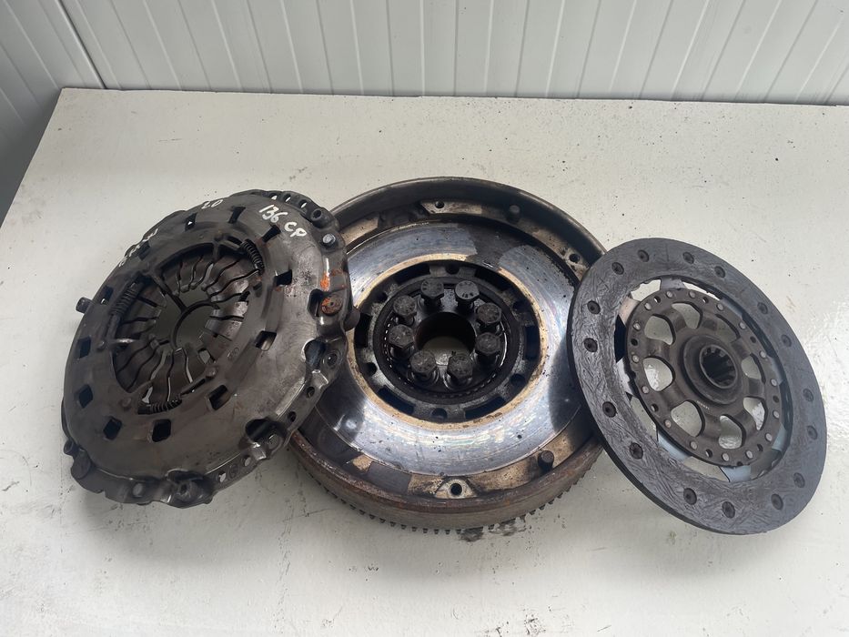 Kit ambreiaj / volanta bmw e46 2.0 136cp