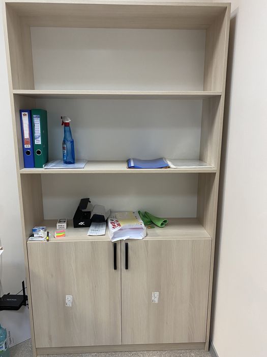 Офис мебели, бюра, столове, шкафове