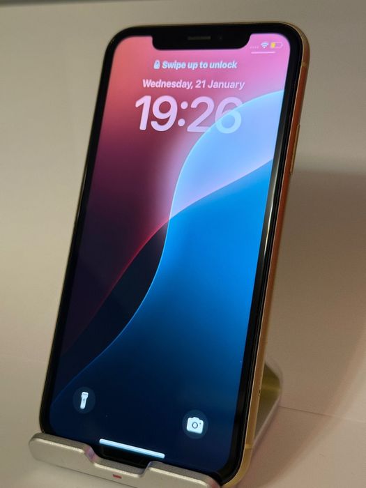 Apple iPhone XR – 128 GB