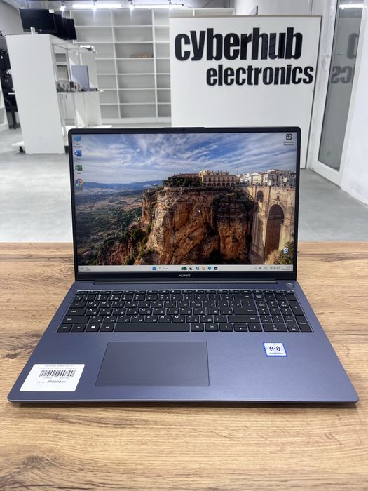 Ноутбук Huawei Matebook