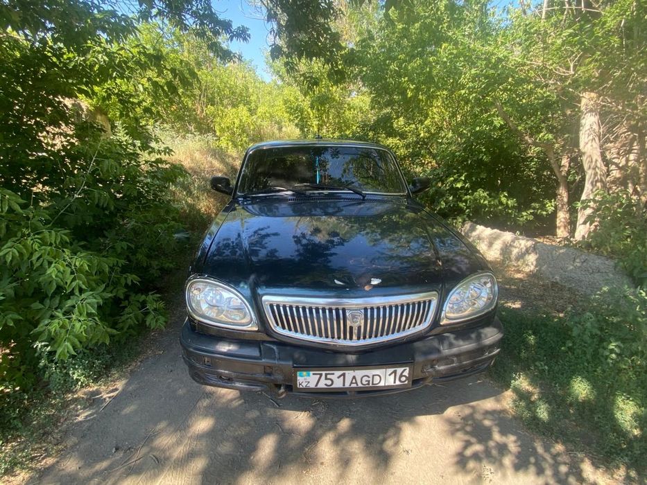 Машина волга 31105