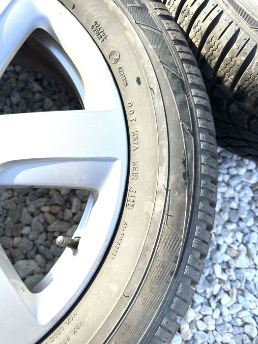 Оригинални 17 джанти от Audi 5x112 Et25, 7J с гуми 235/55 Dunlop