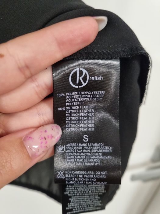 Top elegant Relish cu pene de struț