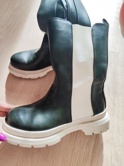 зелени боти,  38 номер