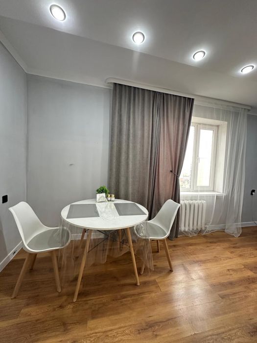 Продам 1 ком квартиру  53,9 м2
