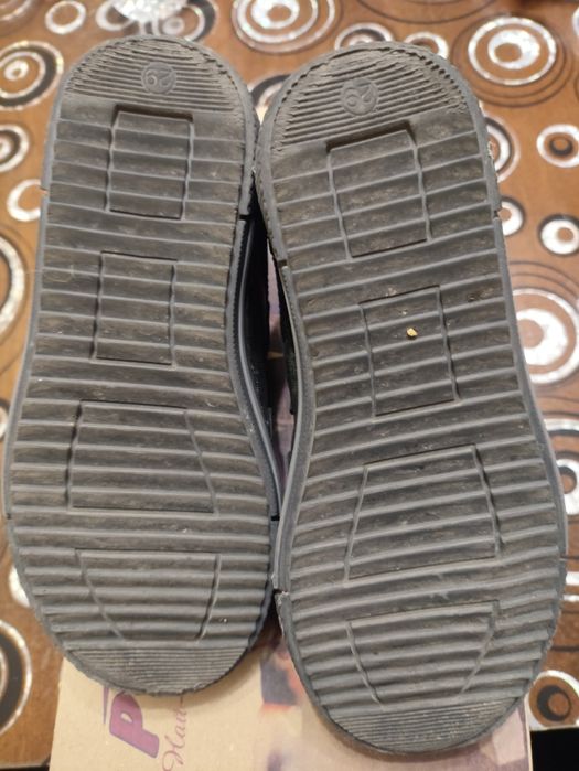 Обувки PONKI за момче номер 29