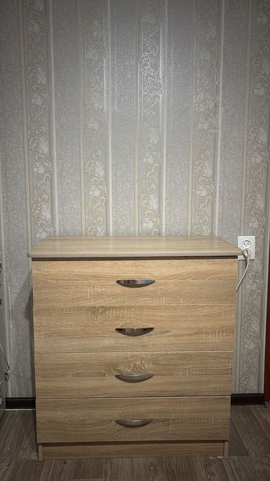 Продам бу комод  8000 тысяч