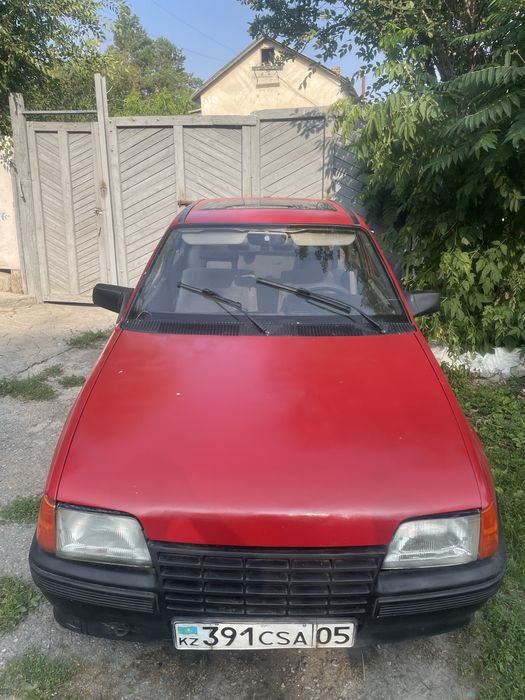 opel kadett  1989