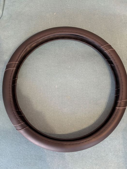 Аксесоар за кормило на кола