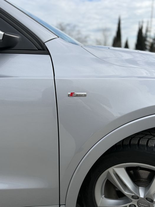 Audi Q3 2.0 TDI S LINE