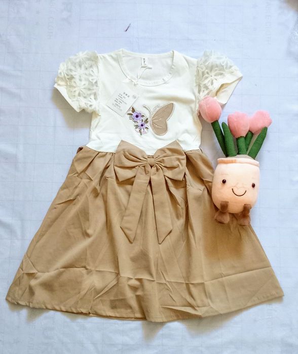 Qizlar uchun zamonaviy yozgi xitoy kuylakcha