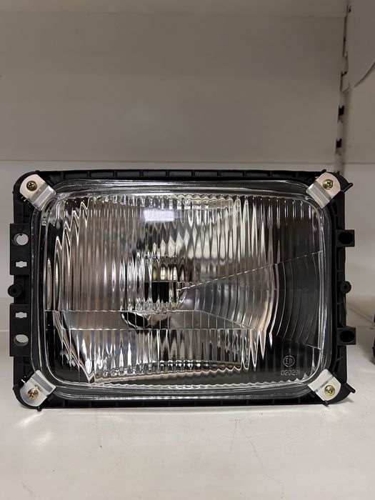 Фары на Marsedes T1 сапог