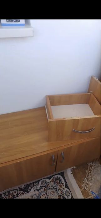Отдам даром шкаф в прихожую