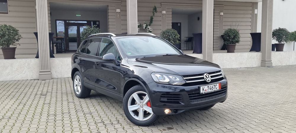 Vw Touareg V6 3.0 TDI 245 Cp Distronic ,Perene Aer , BI XENON..top