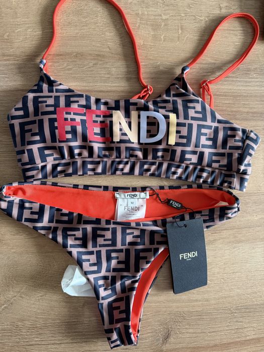 Дамски бански ! Нов М