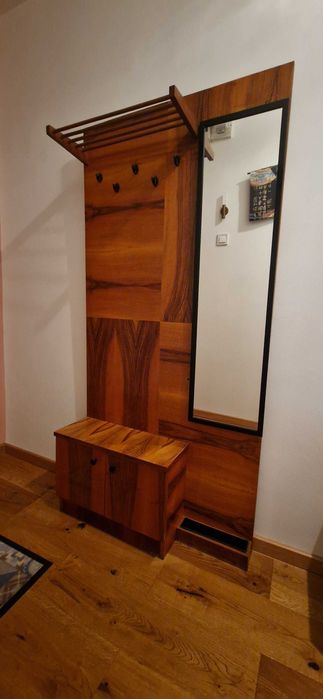 Cuier haine lemn hol