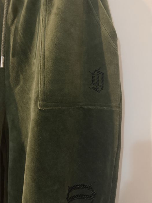 Анцуг на Juicy Couture