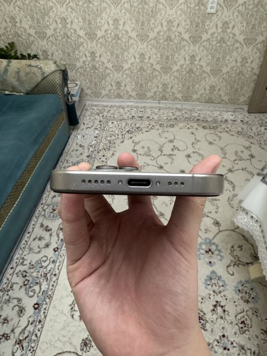 Срочно Iphone 15 pro 256gb