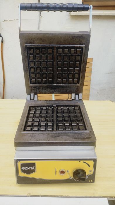 Гофретник Remta професионален