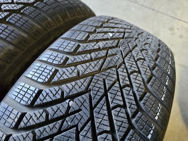 255/50/19//235/55/19 PIRELLI