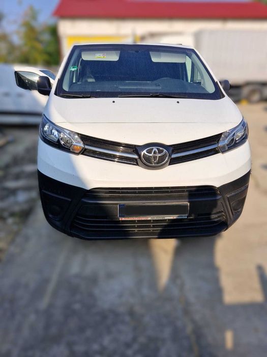 Toyota Proace Autoutilitara | 2.0 D | 145 CP | Euro 6 | 2022