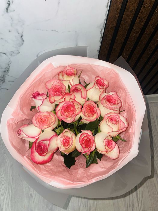 Розы 15 штук срочно