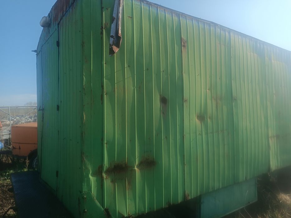 Продава фургон на колела