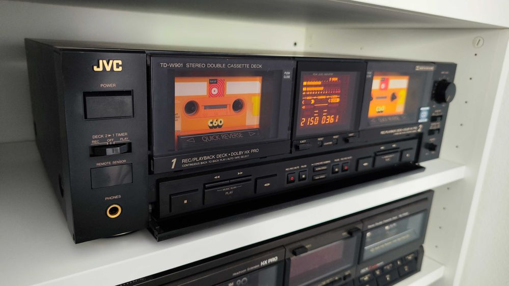 JVC Dublu casetofon deck, CD-player, Tuner (Radio), telecomenzi
