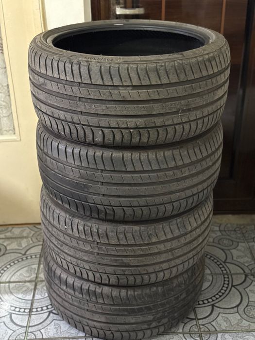 Cauciucuri vara 255/35 R19