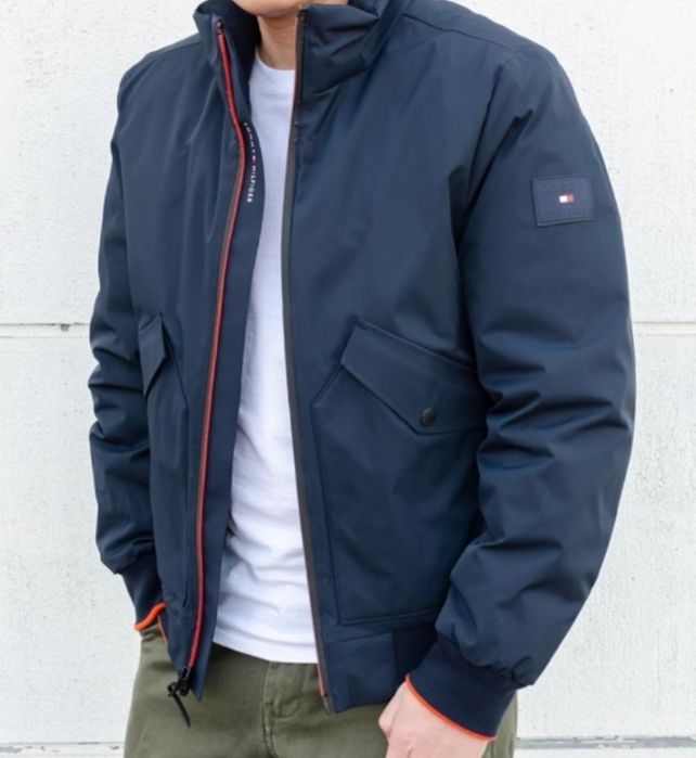 Продам куртку Tommy Hilfiger