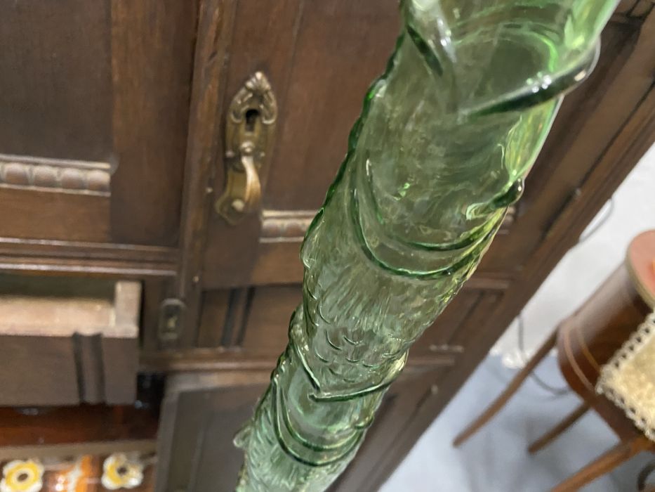 Висока зелена стъклена бутилка ръчно духано стъкло Европа 1950 1970