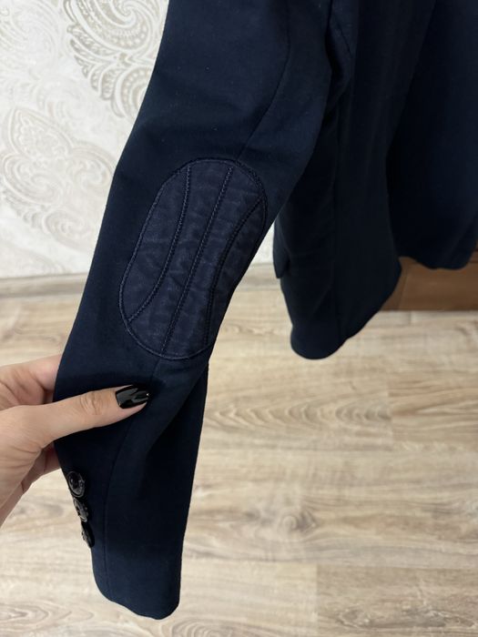 Продам пиджак детский