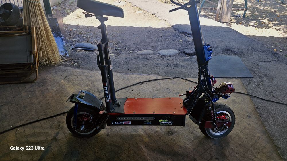 электросамокат GENESIS 3200