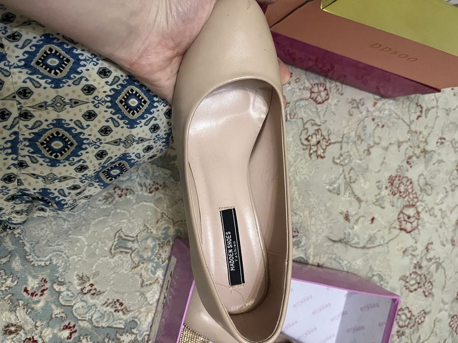 Туфлилер сатылады