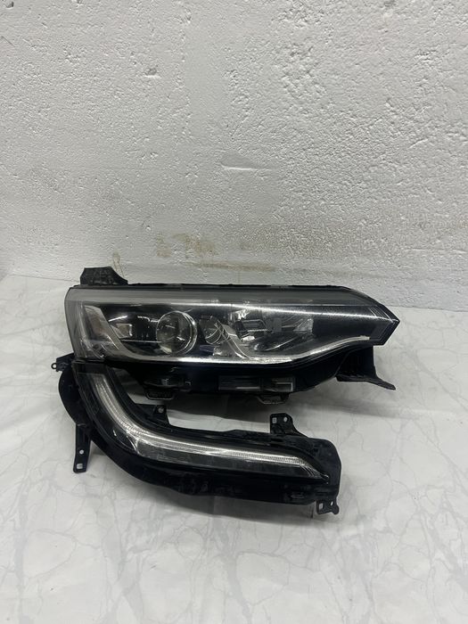 Far lumina de zi dreapta renault talisman