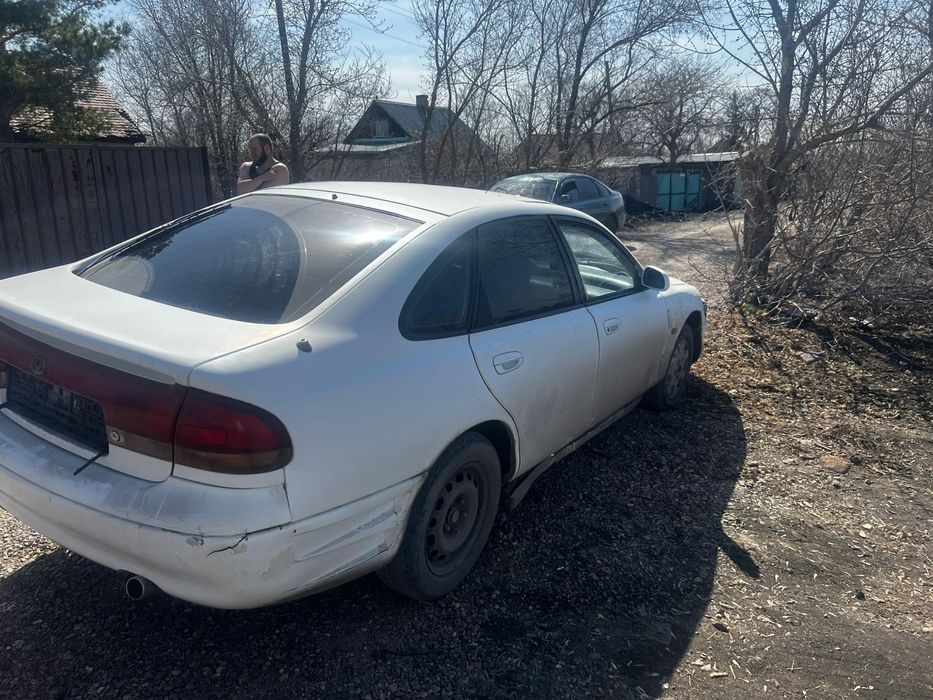 По запчастям Мазда кронус 2л