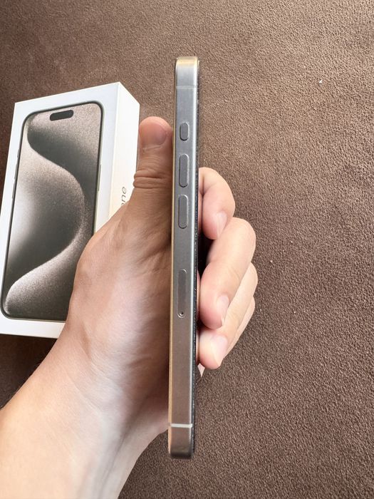 Iphone 15 pro max ideal sim