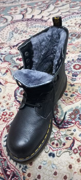 Продам мужскую обувь