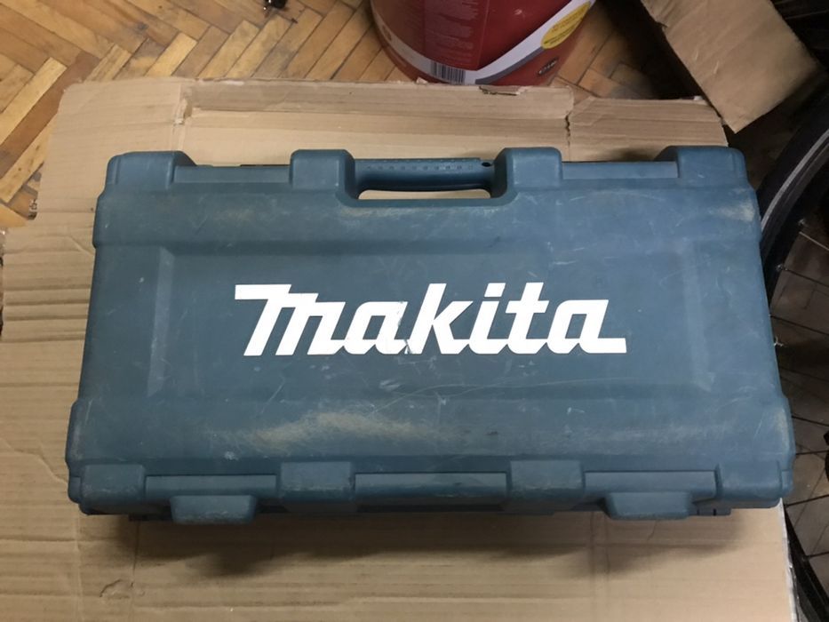 Cutie Makita JR 3050T