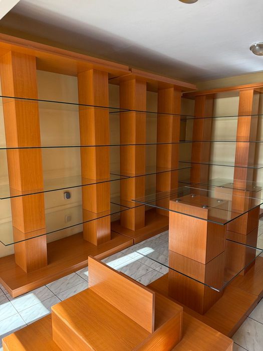 Продават се модули, подходящи за търговски обект!