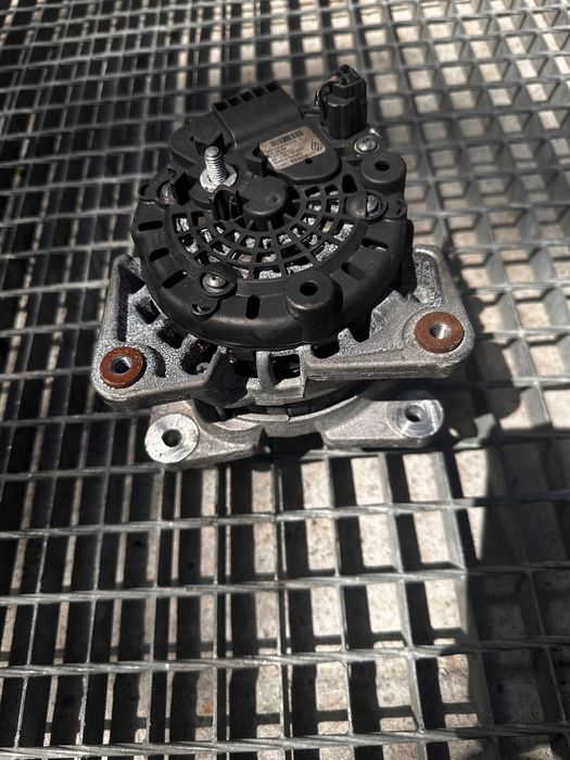 Alternator Renault Captur 0.9 TCE cod 231006007R an 2012 - 2020  Nissan Qashqai Renault Twingo 2