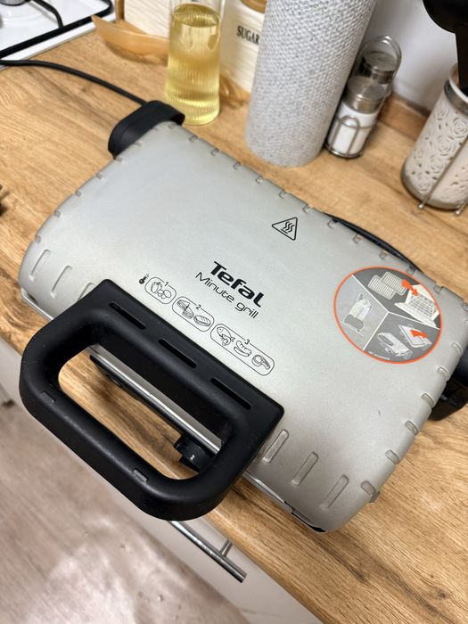Гриль Tefal серебристый