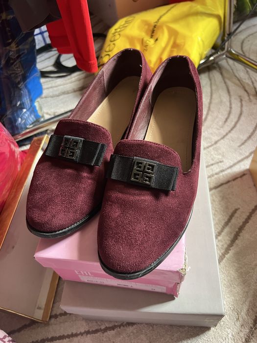 Женская обувь в хорошем состоянии