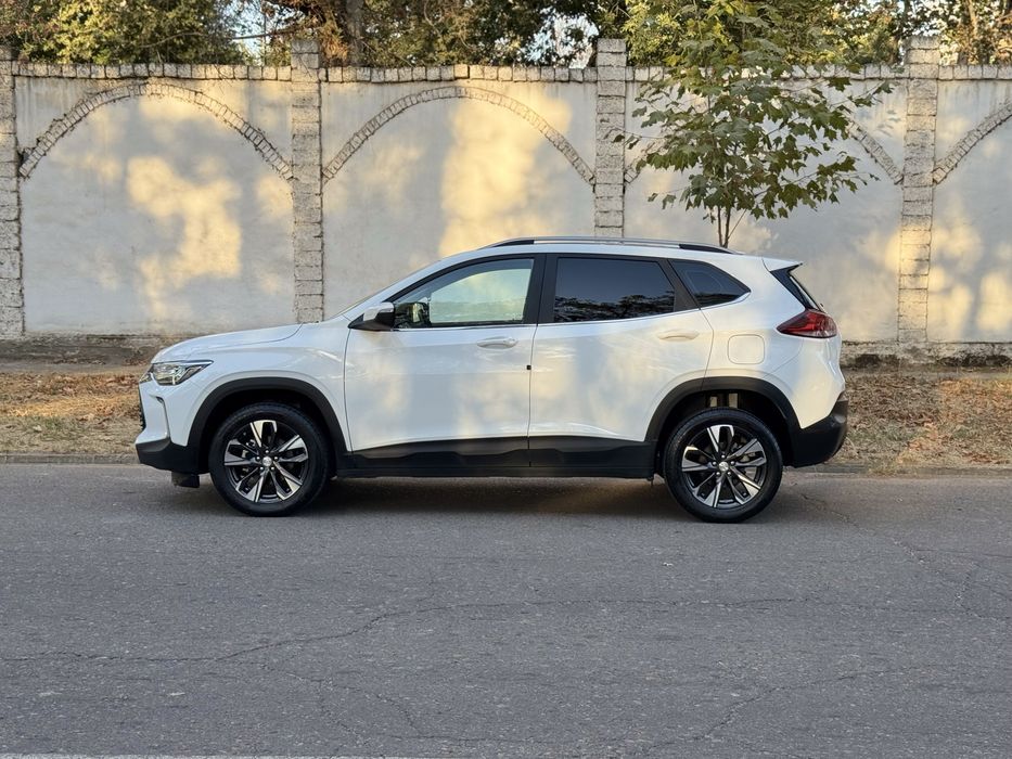Chevrolet Tracker 2 premier ( Xitoy ]