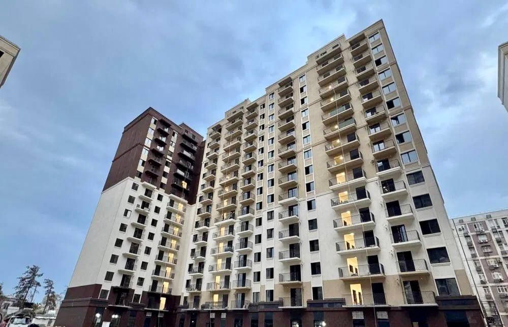 Продаётся квартира в ЖК Oz Zamin Ор ул Фергана йули