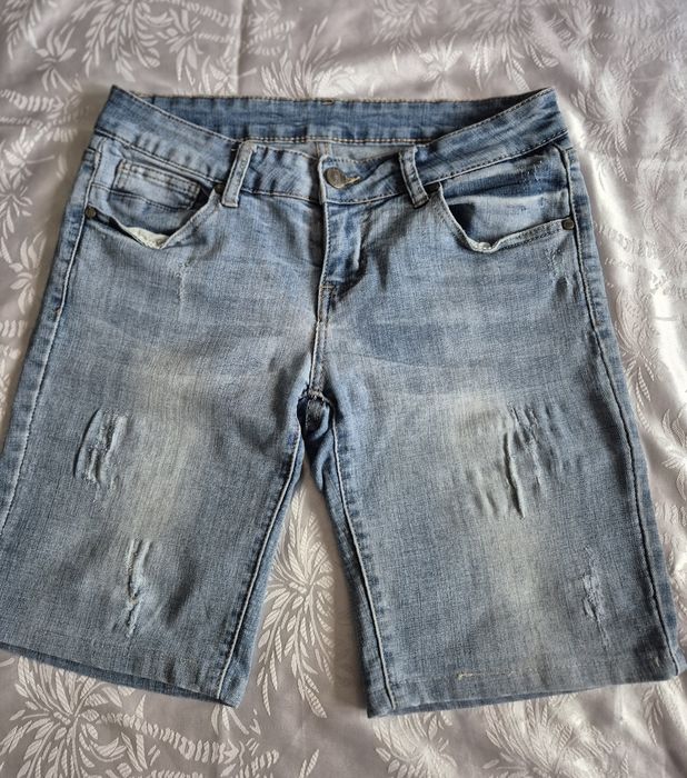 5 buc 2x Pantaloni scurți 9-10 ani Denim și 3x fustita stare ca noi