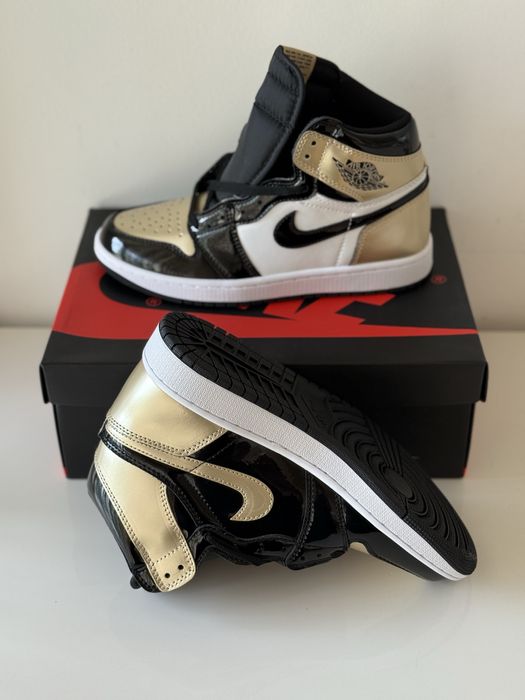 Air Jordan 1 Retro High Patent Gold Toe  Full Box