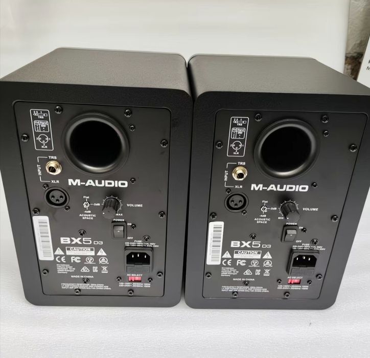 Студийный монитор M-AUDIO BX5D2